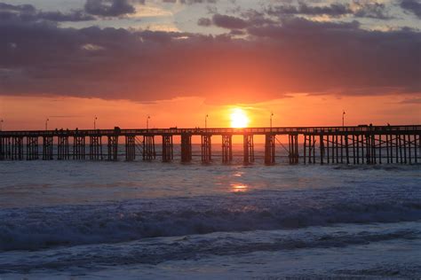 kaitlin on parade: Ventura Pier at sunset