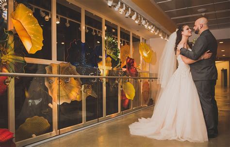 A New Year’s Eve Wedding at the Delaware Art Museum – Weddings Today