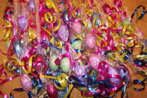 Candy, Cake, and Crafts: Easter Candy Necklace