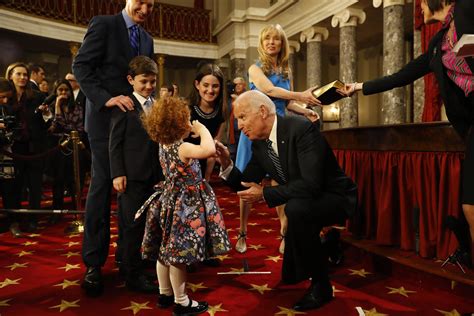 Joe Biden final Senate swearing-in: Jokes, smiles, and selfies - CBS News