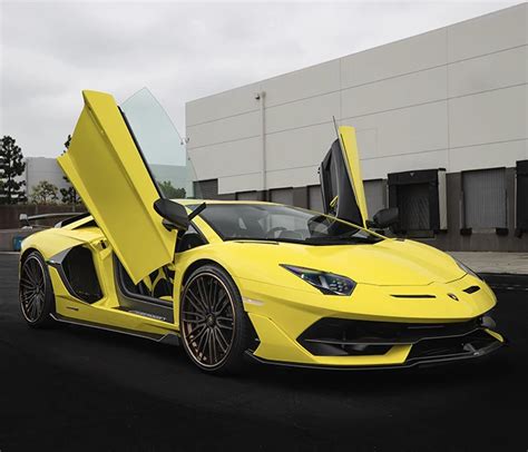 10 Facts About Lamborghini - Dorsia Finance