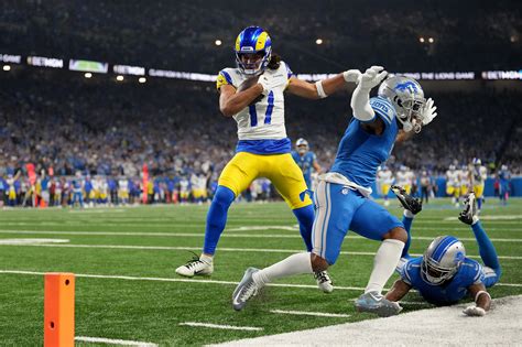 Jared Goff, Lions hold off Rams for first playoff win in 32 years