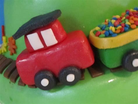 Frosted Insanity: I Think I can - Little Train Cake