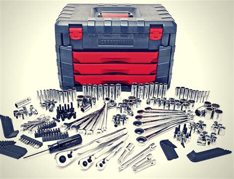 10 Best Mechanic Tool Sets For The Money • Pick Gears