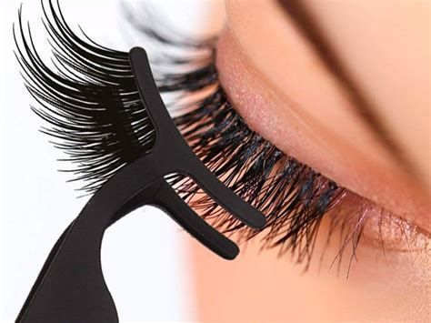 DIY Eyelash Extensions- A Guide To Apply Those - Godfather Style