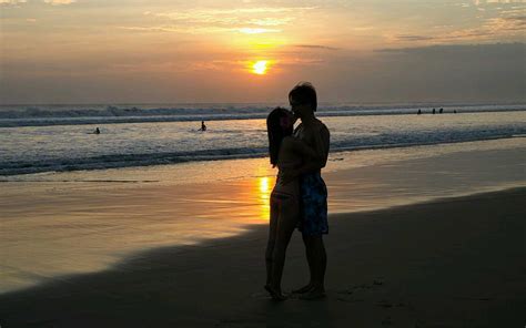 Couple, beach, sunset, love, HD wallpaper | Peakpx