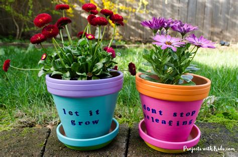 Mini Plant Pots - an Easy Upcycle Craft for Kids - Projects with Kids