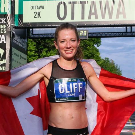 The women of the Ottawa Marathon - Run Ottawa