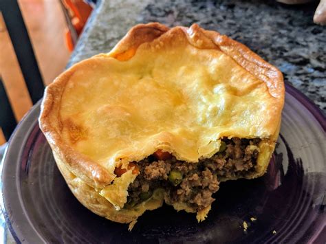 [Homemade] Curried beef pie (London Style) : food