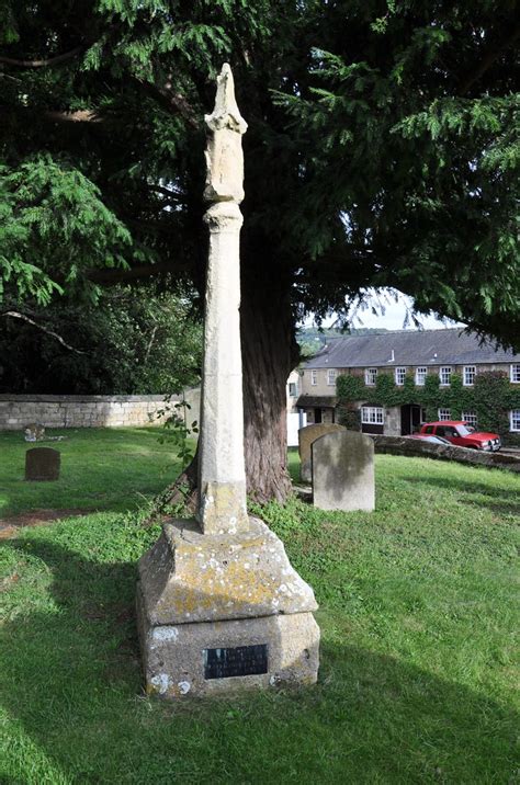 Winchcombe Churchyard cross -370 | Churchyard cross outside … | Flickr