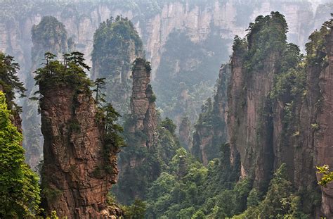 The Avatar Mountains, China - Zhangjiajie National Park | One Step 4Ward