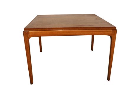Mid Century Modern Lane Walnut End Table - Mary Kay's Furniture