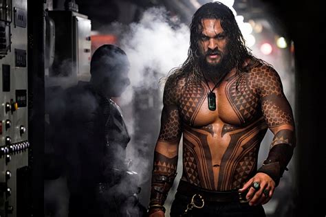 Jason Momoa's Aquaman Diet and Workout Plan | Man of Many