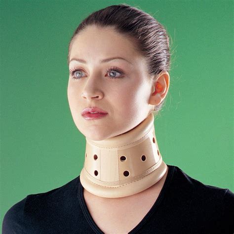 Buy SDA Rigid Adjustable CERVICAL COLLAR NECK SUPPORT by / Orthopedic ...