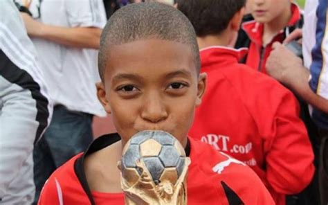 Kylian Mbappé Biography: Learn about the Rising Star’s Life and Achievements