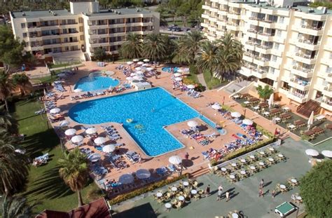 Club Bellevue Apartments, Alcudia Beach | Purple Travel