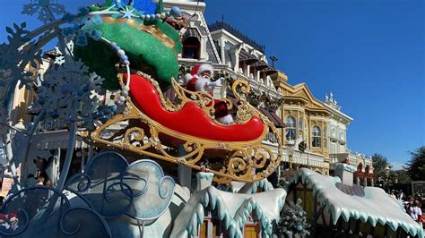 'Mickey's Once Upon a Christmastime Parade' Daytime Performances Added for Christmas Week - WDW ...