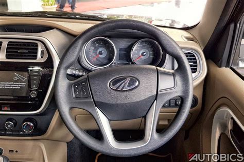 2017 Mahindra TUV300 T10 Steering Wheel | AUTOBICS