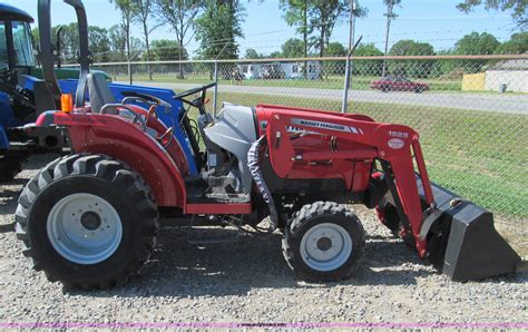 2008 Massey-Ferguson 1533 MFWD tractor in Searcy, AR | Item D3240 sold | Purple Wave