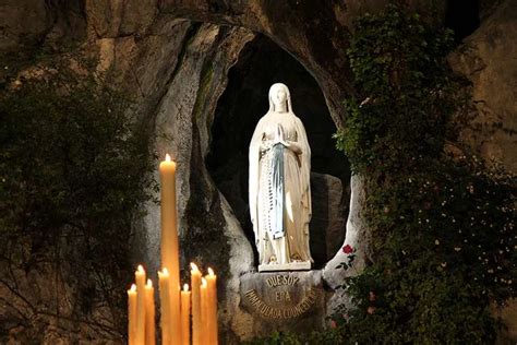 5 fascinating facts about the apparitions of Our Lady of Lourdes ...