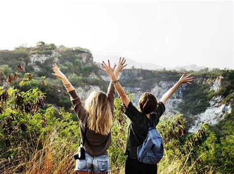 Five Things To Consider When Traveling With Friends ~ #TravelTuesday ...