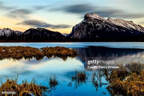 1,190 Mount Rundle Stock Photos, High-Res Pictures, and Images - Getty Images