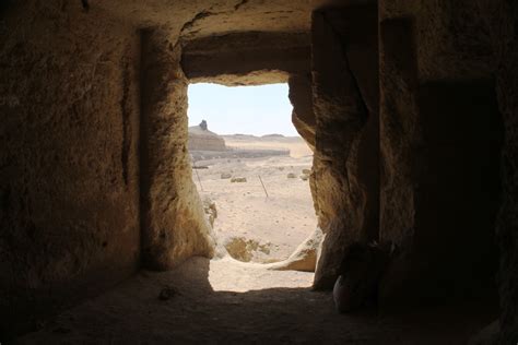 Ancient Tunnel System Under The Giza Plateau Of Egypt - Hidden Inca Tours