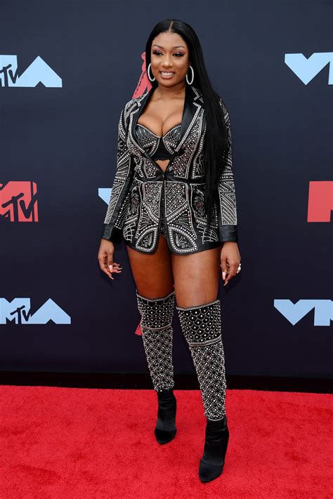 Megan Thee Stallion's 2019 VMA Red Carpet Outfits Brought ALL The Fever