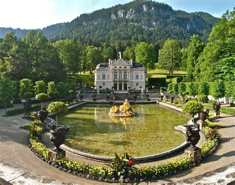 Schloss Linderhof | Beautiful castles, Castles to visit, Castle