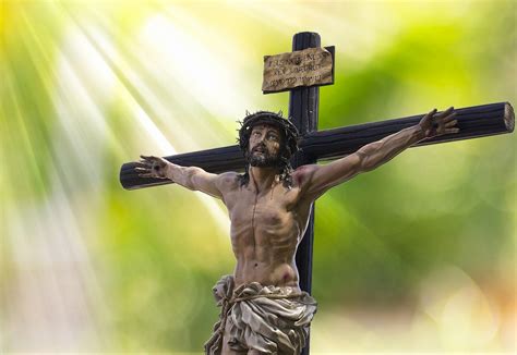 Jesus Christ Face On The Cross