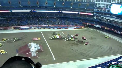 2011 Monster Jam Toronto Track Layout - YouTube