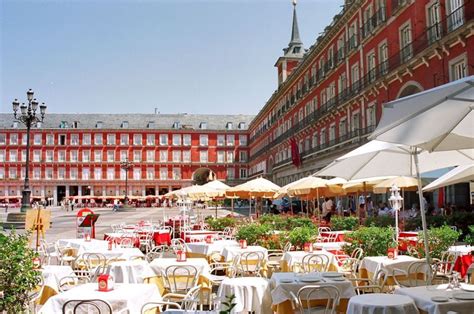 One of the many restaurants located in Plaza Mayor, Madrid. | Madrid ...