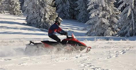 Michigan's Snowmobile Trail Fee To Increase • Thumbwind