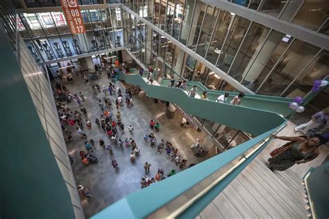 Crosstown Concourse Memphis Tennessee - e-architect