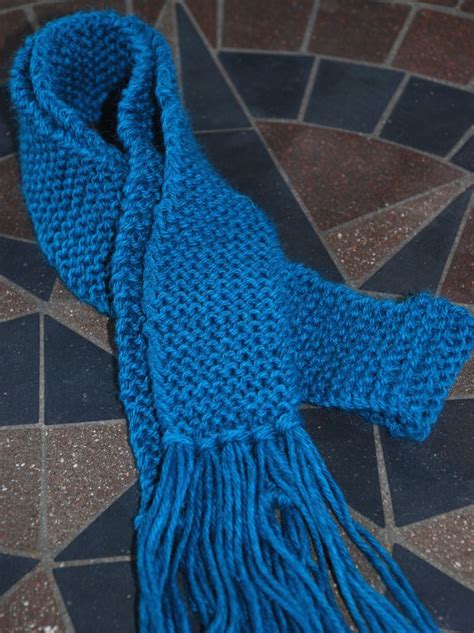 Kids Skinny Scarf Free Knitting Pattern