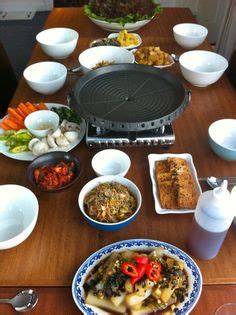 1000+ images about korean table setting on Pinterest | Korean food ...