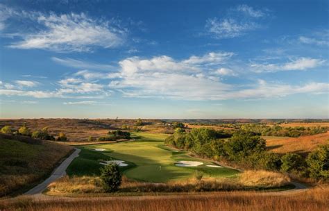 Manhattan golf course listed among best college courses in America