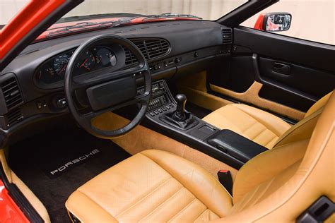 1986 Porsche 944 Turbo - | Interiores, Autos