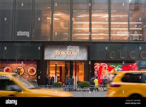 Gucci Store on Fifth Avenue is decorated for the Holiday Season, New York City, USA Stock Photo ...