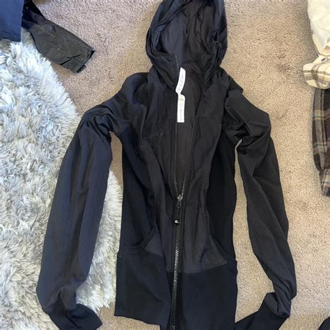 Lululemon Women's Black Hoodie | Depop