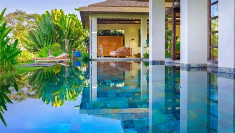 The Best Hotel Infinity Pools In Bali - Breathing Travel