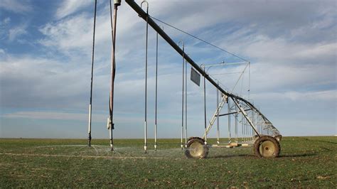 High Plains Aquifer continues decline | Nebraska Public Media