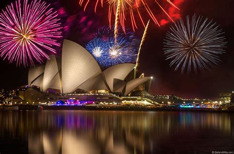 Australia New Year Fireworks 2024 - Image to u