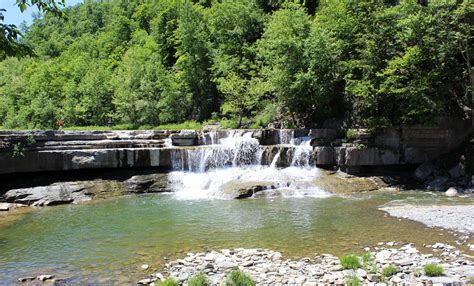 Taughannock Falls State Park: Gorge Trail Hiking & Beautiful Waterfall ...