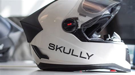 Skully AR-1 Helmet Review - The Future of Motorcycle Helmets?