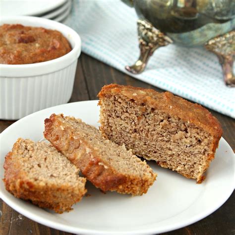 Almond Flour Banana Bread | FaveHealthyRecipes.com