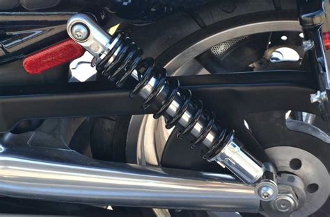 Motorcycle Maintenance: 8 Quickstart Tips to Note - TlwaStoria