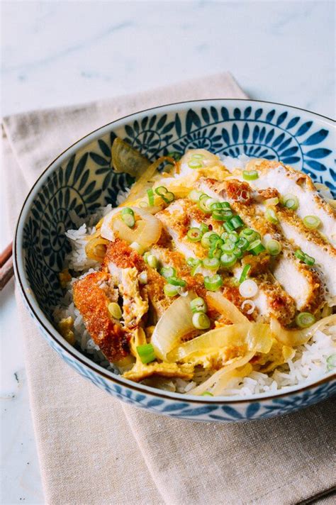 Katsudon Japanese Pork Cutlet and Egg Rice Bowl | Recipe | Pork cutlets ...