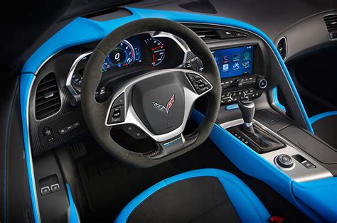 2017 Chevrolet Corvette Grand Sport Bridges C7 Stingray and Z06 | Automobile Magazine