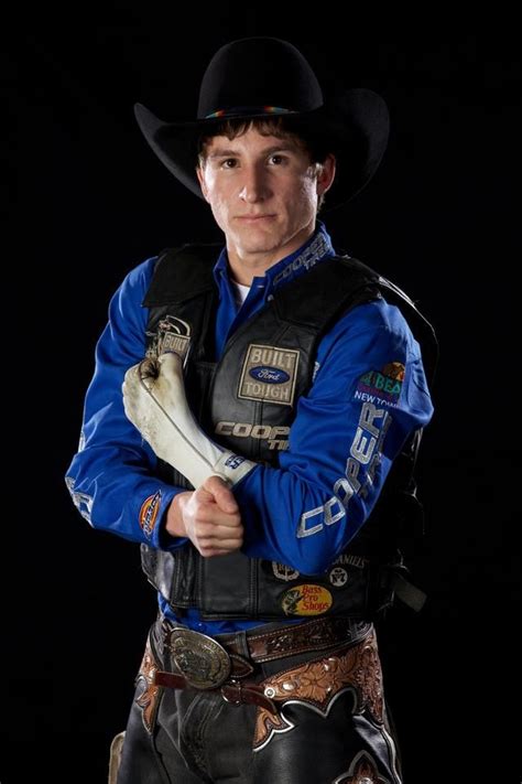 FUTURE WORLD CHAMPION PBR RIDER RYAN DIRTEATER | Pbr bull riding, Pbr ...